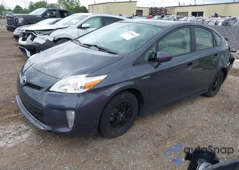 2015 Toyota Prius Two z USA, uszkodzony, nr VIN JTDKN3DU5F1934117